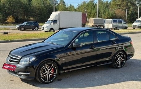 Mercedes-Benz C-Класс, 2013 год, 3 500 000 рублей, 4 фотография