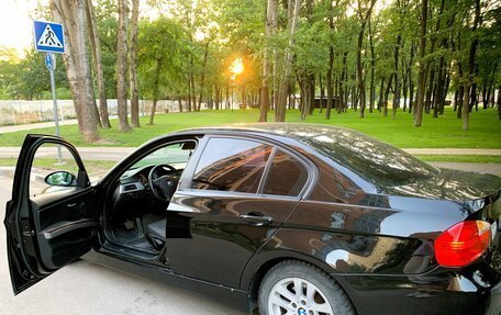 BMW 3 серия, 2008 год, 850 000 рублей, 16 фотография
