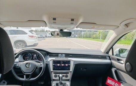 Volkswagen Passat B8 рестайлинг, 2018 год, 2 750 000 рублей, 10 фотография
