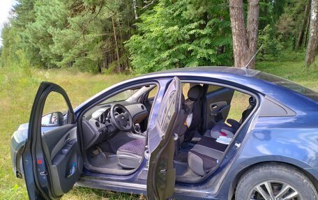 Chevrolet Cruze II, 2010 год, 425 000 рублей, 4 фотография