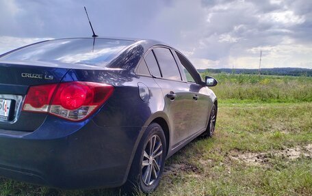 Chevrolet Cruze II, 2010 год, 425 000 рублей, 8 фотография