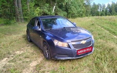 Chevrolet Cruze II, 2010 год, 425 000 рублей, 15 фотография