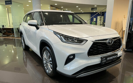 Toyota Highlander, 2025 год, 5 774 000 рублей, 3 фотография