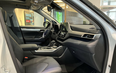 Toyota Highlander, 2025 год, 5 774 000 рублей, 13 фотография