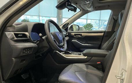 Toyota Highlander, 2025 год, 5 774 000 рублей, 20 фотография