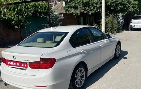 BMW 3 серия, 2013 год, 1 800 000 рублей, 9 фотография