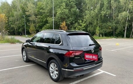 Volkswagen Tiguan II, 2018 год, 2 400 000 рублей, 7 фотография