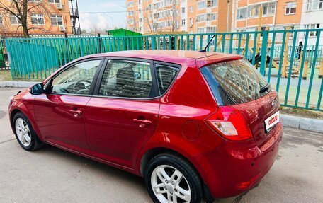 KIA cee'd I рестайлинг, 2010 год, 745 000 рублей, 7 фотография