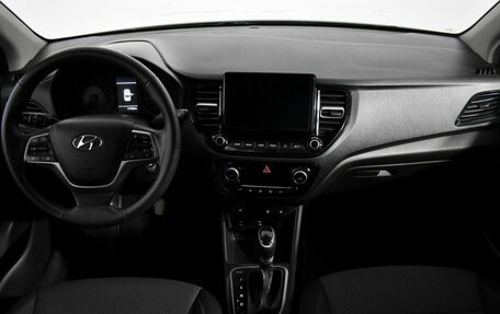 Hyundai Solaris II рестайлинг, 2021 год, 980 000 рублей, 13 фотография