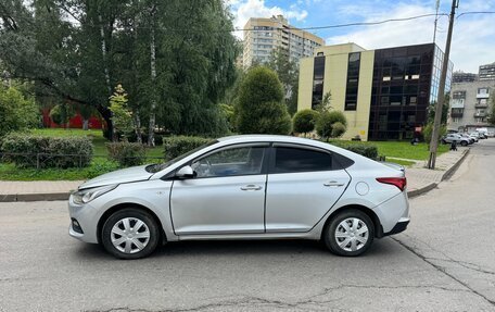 Hyundai Solaris II рестайлинг, 2017 год, 620 000 рублей, 4 фотография