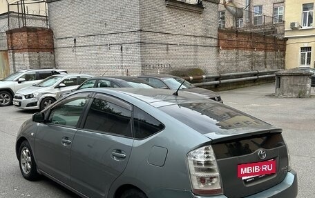 Toyota Prius, 2004 год, 395 000 рублей, 4 фотография