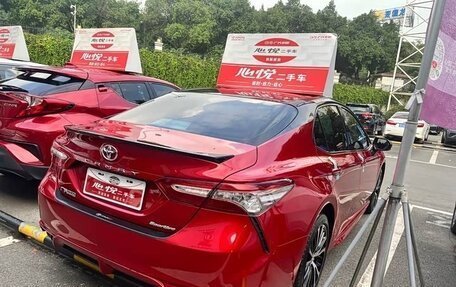 Toyota Camry, 2021 год, 2 450 000 рублей, 4 фотография