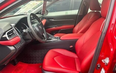 Toyota Camry, 2021 год, 2 450 000 рублей, 6 фотография