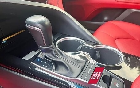 Toyota Camry, 2021 год, 2 450 000 рублей, 10 фотография