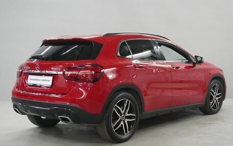 Mercedes-Benz GLA, 2019 год, 2 500 000 рублей, 5 фотография