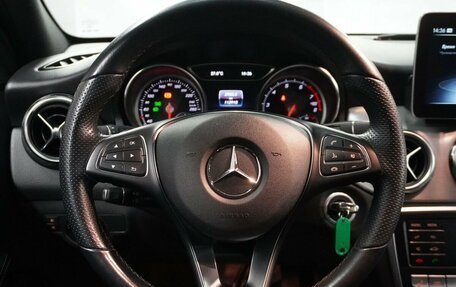 Mercedes-Benz GLA, 2019 год, 2 500 000 рублей, 18 фотография