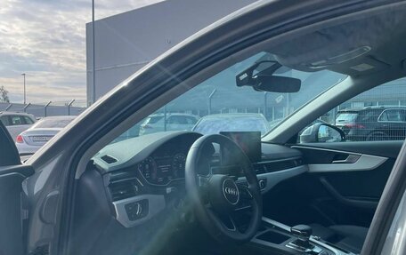 Audi A4, 2021 год, 3 650 000 рублей, 5 фотография