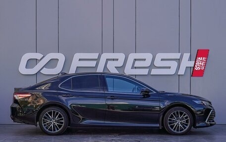 Toyota Camry, 2023 год, 3 550 000 рублей, 5 фотография