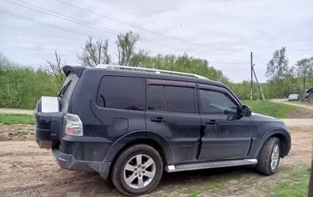 Mitsubishi Pajero IV, 2007 год, 1 200 000 рублей, 2 фотография