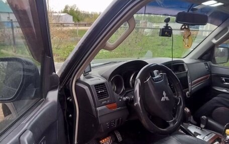 Mitsubishi Pajero IV, 2007 год, 1 200 000 рублей, 4 фотография