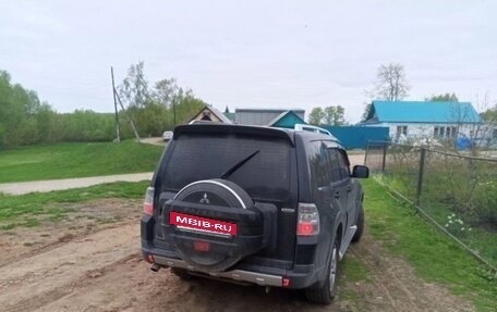 Mitsubishi Pajero IV, 2007 год, 1 200 000 рублей, 5 фотография