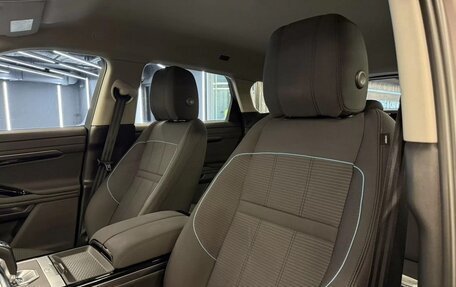 Land Rover Range Rover Evoque II, 2019 год, 3 380 000 рублей, 15 фотография