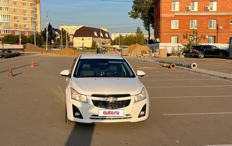Chevrolet Cruze II, 2013 год, 540 000 рублей, 3 фотография