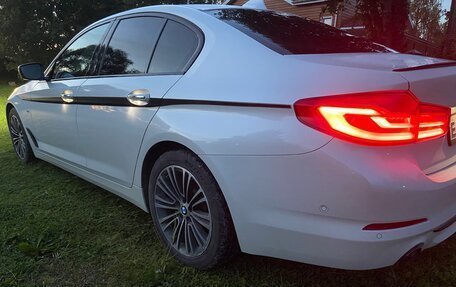 BMW 5 серия, 2017 год, 3 300 000 рублей, 19 фотография
