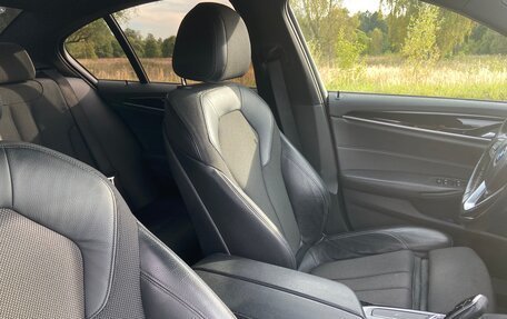 BMW 5 серия, 2017 год, 3 300 000 рублей, 23 фотография