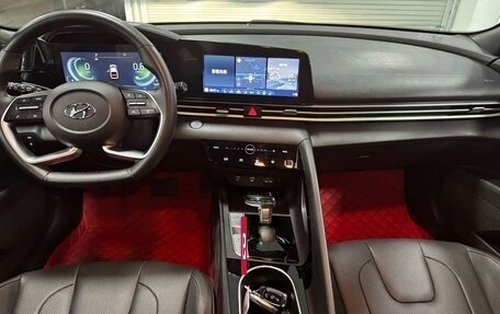 Hyundai Elantra, 2022 год, 1 212 000 рублей, 7 фотография