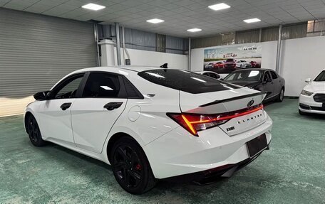 Hyundai Elantra, 2022 год, 1 212 000 рублей, 16 фотография
