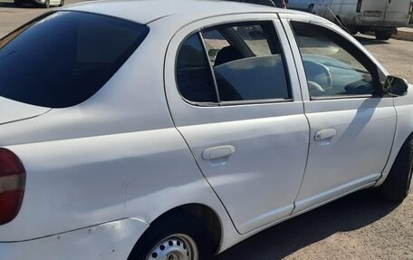 Toyota Platz, 2001 год, 205 000 рублей, 3 фотография
