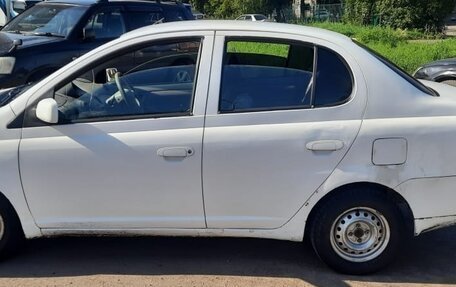 Toyota Platz, 2001 год, 205 000 рублей, 6 фотография