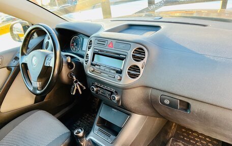 Volkswagen Tiguan I, 2010 год, 839 000 рублей, 23 фотография