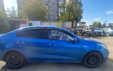KIA Rio III рестайлинг, 2014 год, 1 000 000 рублей, 2 фотография