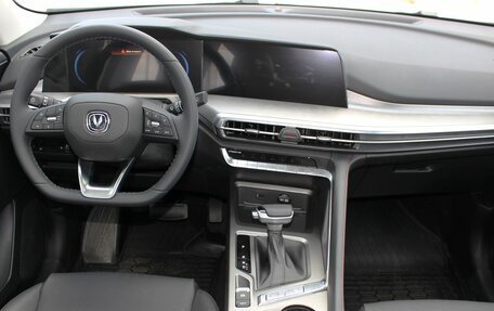 Changan CS35 Plus, 2024 год, 2 629 900 рублей, 13 фотография