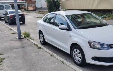 Volkswagen Polo VI (EU Market), 2014 год, 870 000 рублей, 2 фотография