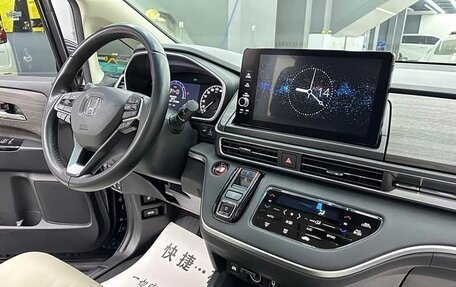 Honda Odyssey IV, 2023 год, 4 130 000 рублей, 13 фотография