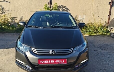 Honda Insight II рестайлинг, 2010 год, 850 000 рублей, 1 фотография