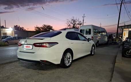 Toyota Camry, 2020 год, 2 380 000 рублей, 2 фотография