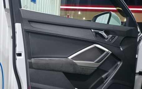 Audi Q3, 2021 год, 3 200 000 рублей, 10 фотография