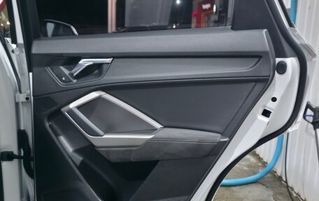 Audi Q3, 2021 год, 3 200 000 рублей, 24 фотография