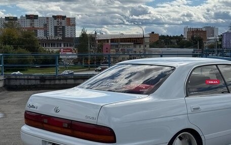 Toyota Crown, 1992 год, 600 000 рублей, 3 фотография