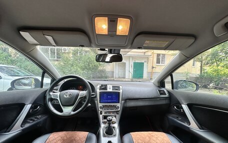 Toyota Avensis III рестайлинг, 2011 год, 1 300 000 рублей, 10 фотография