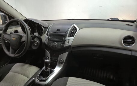 Chevrolet Cruze II, 2013 год, 730 000 рублей, 13 фотография