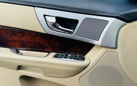 Jaguar XF I рестайлинг, 2011 год, 1 700 000 рублей, 18 фотография