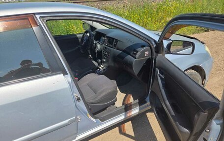 Toyota Corolla, 2005 год, 570 000 рублей, 8 фотография