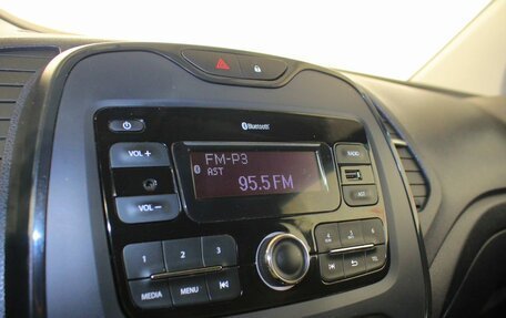 Renault Kaptur I рестайлинг, 2017 год, 1 296 000 рублей, 12 фотография