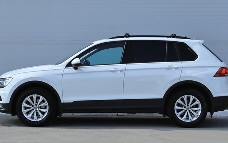 Volkswagen Tiguan II, 2020 год, 2 200 000 рублей, 3 фотография