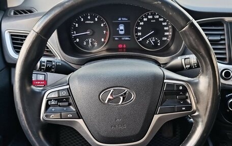 Hyundai Solaris II рестайлинг, 2017 год, 1 190 000 рублей, 24 фотография
